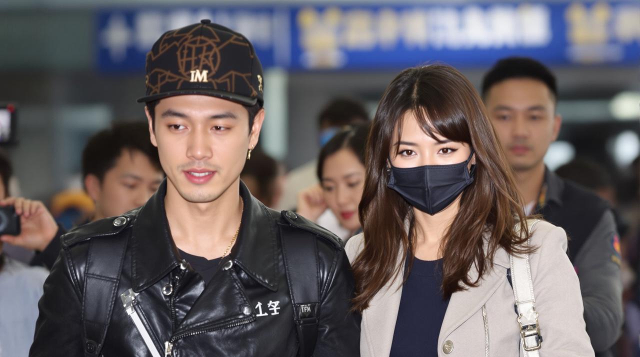 顶流CP被拍同框，粉丝疯狂磕糖但当事人双双否认